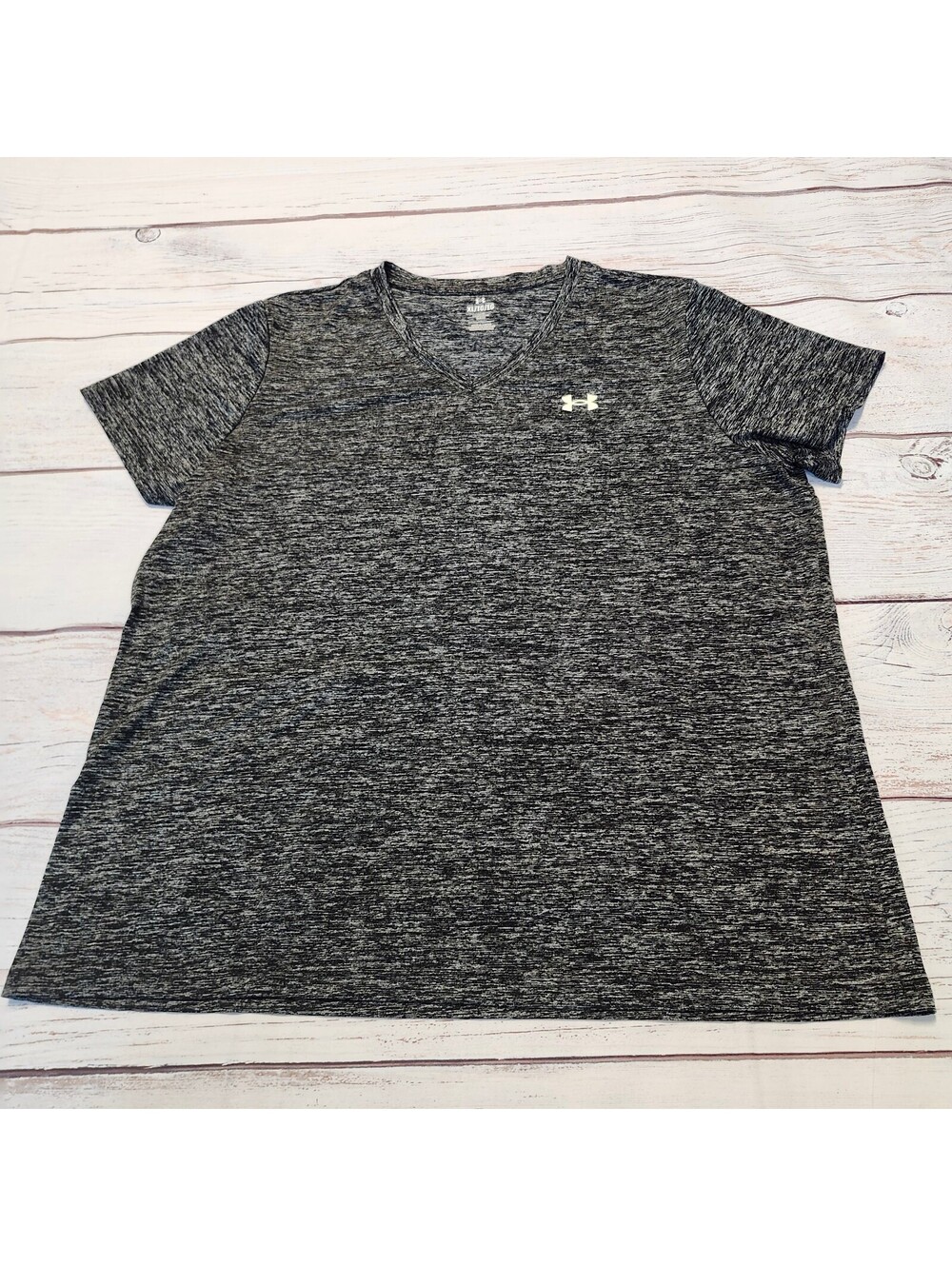 Under Armour Gray Performance V-Neck T-Shirt Women's Size XL
